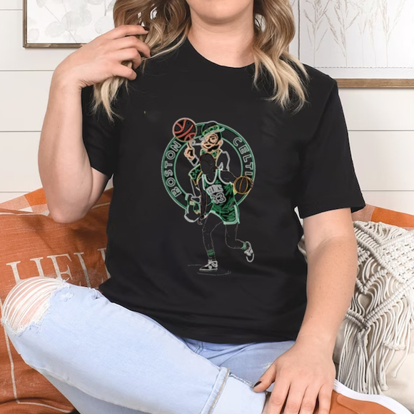 Boston Celtics Vintage Boston Celtic  T-Shirt - Picture 1 of 4